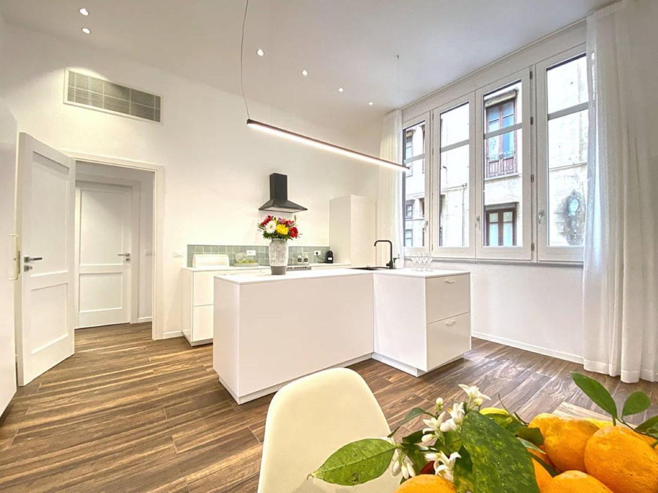 Solemar Sicilia - Palazzo Pirrotta Apartman Palermo Kültér fotó